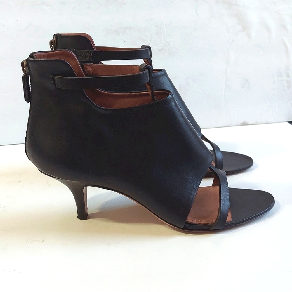 Givenchy Zipper Back T Strap Black Open Toe Short… - image 7